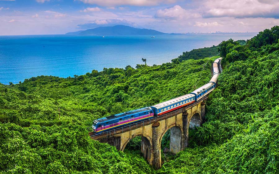 Ho Chi Minh To Hanoi train